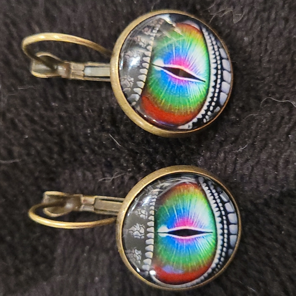New Dragons Cats Eye Lever Back Pierced Earrings